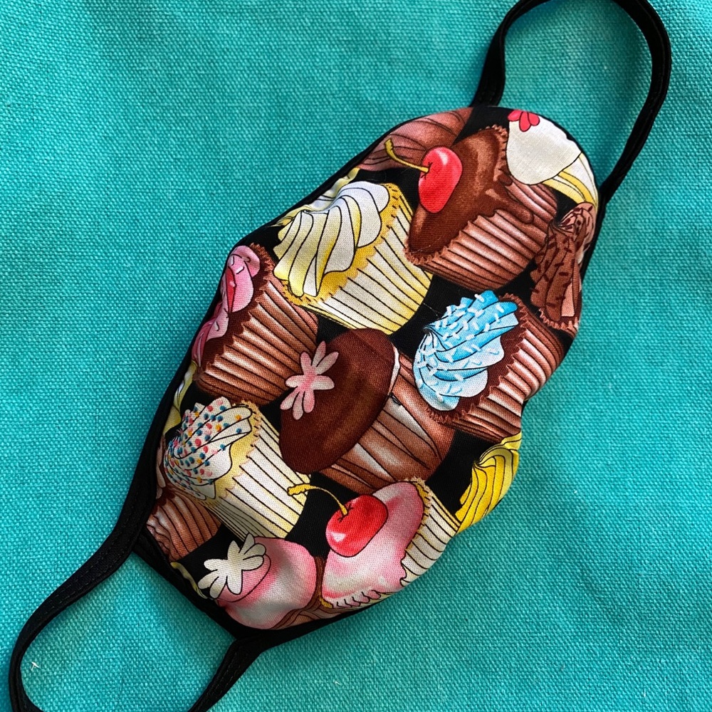 Cupcake Facemask